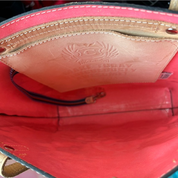 Consuela Suzie Everyday Tote Like New Retired - Picture 10 of 10